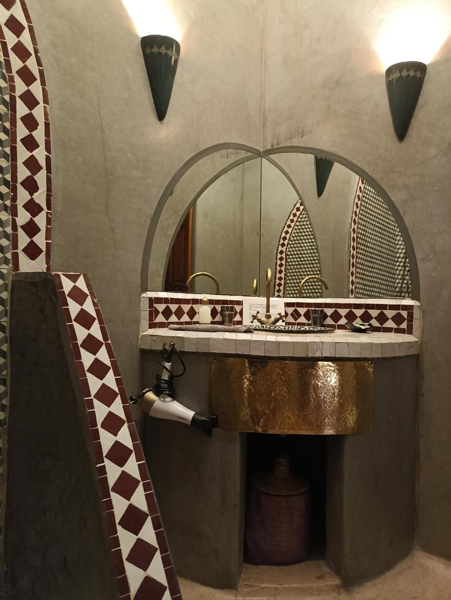 Hotel Dar Taliwint à Marrakesh Extérieur photo