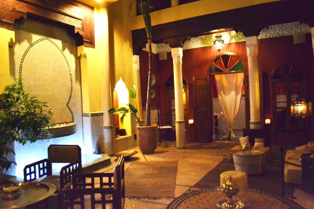 Hotel Dar Taliwint à Marrakesh Extérieur photo